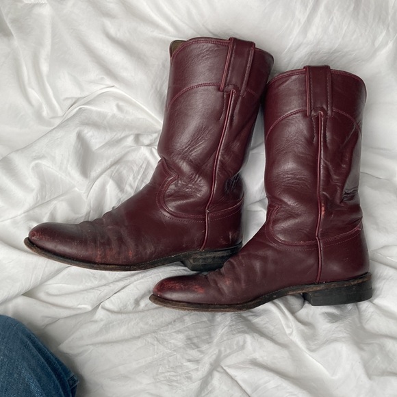 Burgundy Vintage Justin Cowboy Boots - Picture 3 of 13